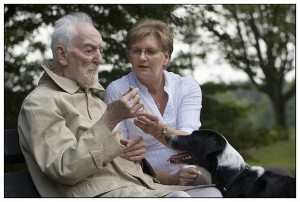 ZorgDier bezoekt man met Alzheimer
